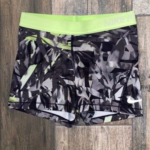 Women’s Nike Pro Dri Fit